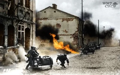 wojna - Niemieccy żołnierze walczący podczas inwazji na Polskę.

1939r.

#iiwojnaswia...