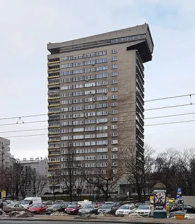 modzelem - @wigr: https://pl.wikipedia.org/wiki/M%C5%82otek_(budynek)