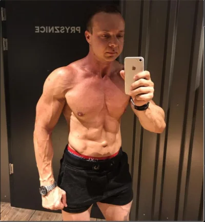 ropemaxxer - > Niski bodyfat też taką szczęke Ci zrobi

@Mieszkopol: #!$%@? tam. Mi...