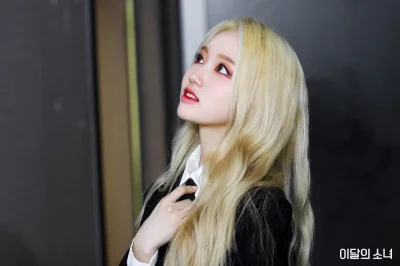 XKHYCCB2dX - #gowon #loona
#koreanka