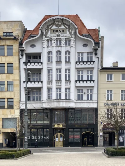 a.....m - Dziś mieszanka secesji i baroku, czyli dawny dom handlowy Haase & Co. położ...