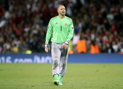 M0ke - Slynny Gabor Kiraly i jego dres. Pierwszy raz zobaczylem go w meczach Herthy z...