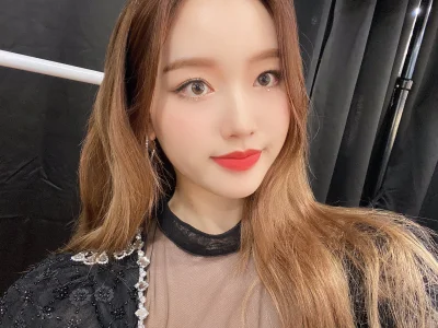 XKHYCCB2dX - #gowon #loona
#koreanka