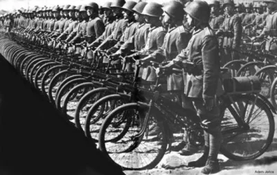 januszzczarnolasu - Polskie wojsko na rowerach kiedyś: