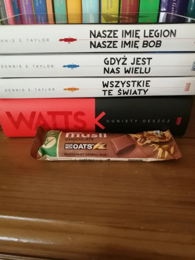 s.....w - Nie dość, że 50 zł za nówki 4 książki (w sumie 5), to jeszcze batonika dorz...