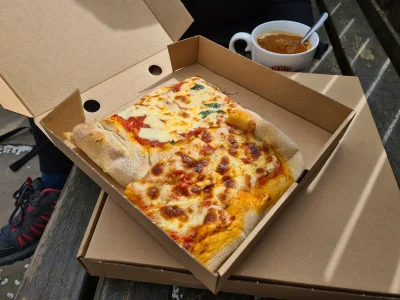 lajdak - #pizzazwykopem #pizza #chwalesie
Jak co tydzień pizza w plenerze pyszna pro...