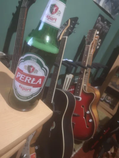 filip-debski - Zdrówko Mirki!
#pijzwykopem #gitary #alkoholizm #perla