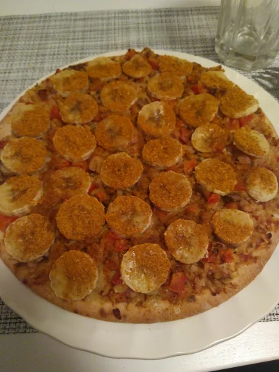 Megawonsz_dziewienc - #pizza z bananem i curry