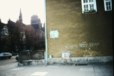 profumo - Rog Przedzalniczej i Sw. Ducha w #gdansk Rok 1995. To byly klimaty. W Gdans...