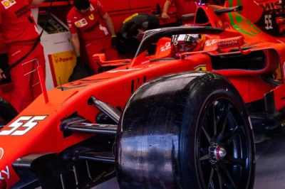 Luceeek - Ferrari na nowych felgach.
#f1