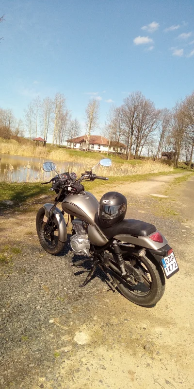 Gandezz - Piękny dzień :D

#motoryzacja #motocykle #motocykle125