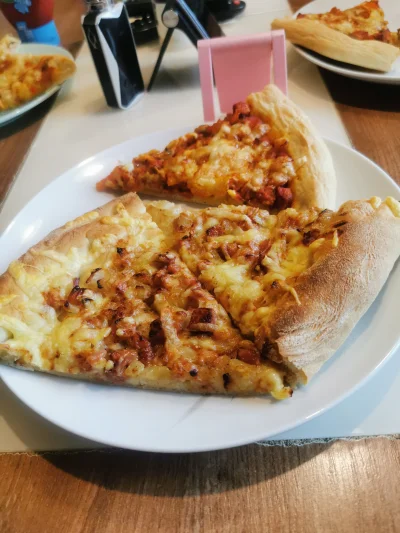 mazloo - #gotujzwykopem #pizza #kurczak4sery
#obiad

Oto walka dwóch włoskich szkół

...