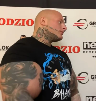 A.....2 - Sterydy???nielegalne wspomagacze??? Synthol??? Dlaczego najman bierze kogoś...