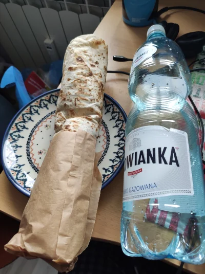 polik95 - Takie śniadanko ( ͡° ͜ʖ ͡°)
#kebab #jedzenie #jedzzwykopem