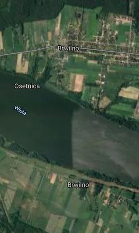 dwa_szopy - Wieś Brwilno leży po obu stronach Wisły, ale nie ma mostu łączącego obie ...