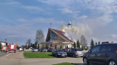 Cinoski - Pali się dach na kościele Kolbego
#bialystok