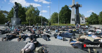 kmiocinio - @Bubo_bubo: niby to tylko ich problem, ale my będąc w zasadzie ich wasale...