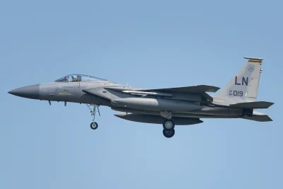 XKHYCCB2dX - McDonnell Douglas F-15 Eagle AF84-019 ląduje na Krzesinach podczas ćwicz...