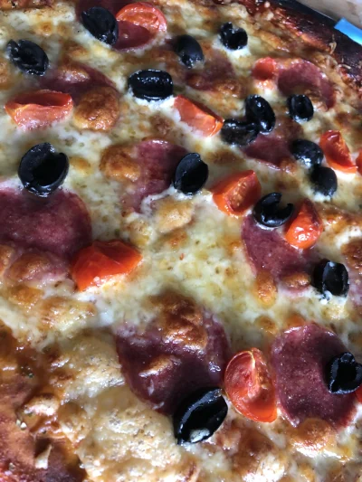 obersturmbannfuhrerSS - Częstujcie się :) 
#gotujzwykopem #jedzenie #pizza #przegryw
