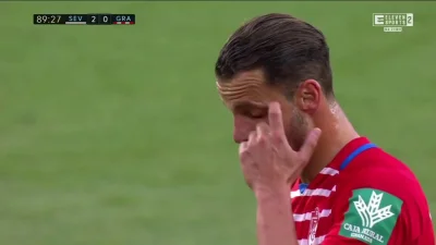 WHlTE - Sevilla 2:[1] Granada - Roberto Soldado z karnego
#sevilla #granada #laliga ...