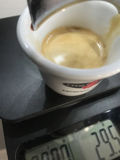 CapaldiTheDoctor - Dzień dobry #kawa !

Piątek coraz bliżej, a espresso smakuje coraz...
