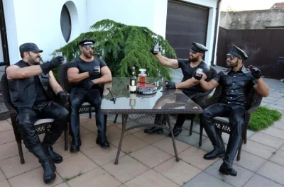 Lukardio - #ladnypan #mrleather #gaycontent #laethermen #gayparty