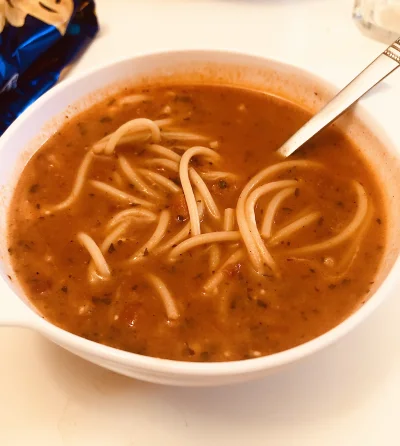 hejk4 - Pomidorowa to jedna z moich ulubionych zup - tym razem z makaronem spaghetti,...