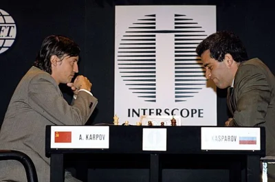 gobblin - @Hans_Kropson: Z tego co kojarzę, to Kasparow w meczu z Karpowem nie chciał...