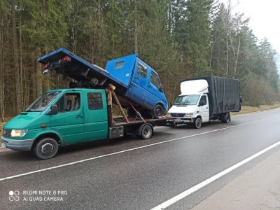 bigger - Jakis czas temu mialem na sprzedaz Sprintera. Kontener z niezszczalnym 2.9 
...