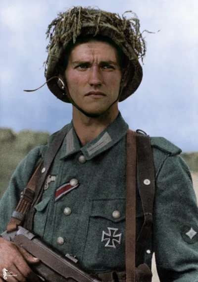 wojna - Portret Hiszpańskiego żołnierza, Roberto Alcorta 250. Hiszpańska Dywizja Ocho...