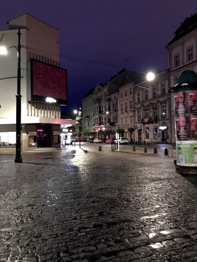 paczelok - Krakowskie times square dziś wygaszone 
SPOILER