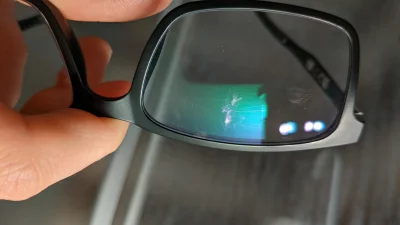 arcpl - Zmasakrowalem szkiełka okularów używając gogli VR
Jest punktowo zdarta ta wa...