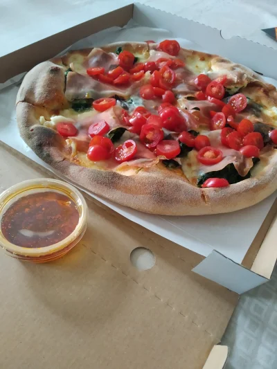 zero_pokory - #grudziadz #pizza
Nie no dobrze, że ten Włoch sobie żonę z mojego mias...
