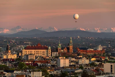 Artktur - Kraków na tle Tatr , 9.05.2021
fot. Jan Ulicki

#fotografia #earthporn #...