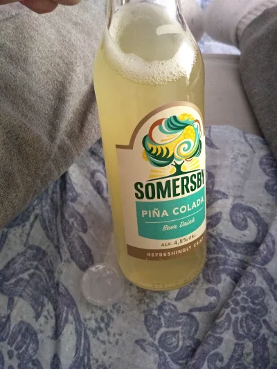trinty - Prawdziwy przegryw nie piję piwa tylko lemoniadę na upaly




#przegryw