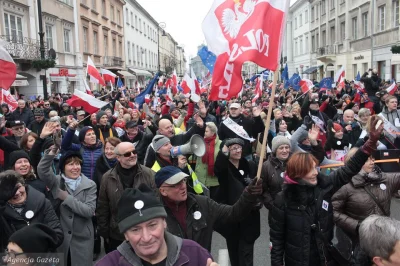 wolnynajmita - @Wewnetrzny_Recenzent: tu jest ich cała zgraja