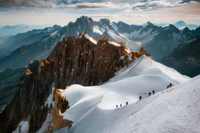 Artktur - Aiguille du Midi
fot. Jakub Połomski

#fotografia #earthporn #gory #expl...