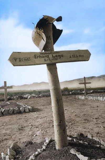 wojna - Koniec „Africa Korps”

Grób niemieckiego żołnierza w Tunezji.

1943r. 

13 ma...