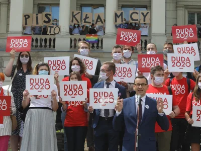 kuba70 - > To ten Marszałek Senatu, który robił jawną propagandę wyborczą swojemu kum...