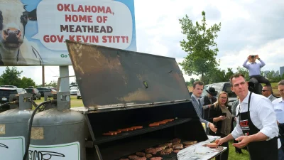 s.....j - PETA zrobiła bilboard szkalujący gubernatora Oklahomy, więc ten urządził po...