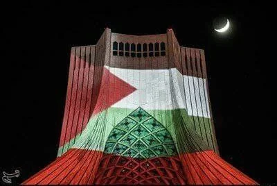 K.....z - Słynna wieża Iranu (Freedom Power) została oświetlona flagą palestyńską w d...