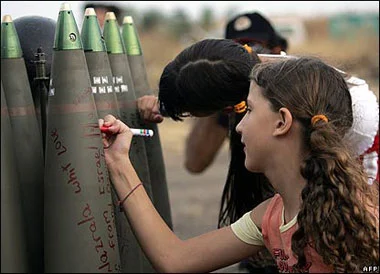 I.....u - żydowskie dzieci przesyłają dzieciom palestyńskim wyrazy miłości