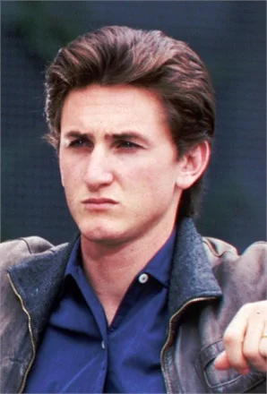 Dambibi - @Czikiczaka: Sean Penn?