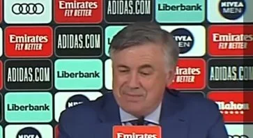 Milanello - Ancelotti na pierwszej konferencji. Real kazał mu przefarbować włosy na c...