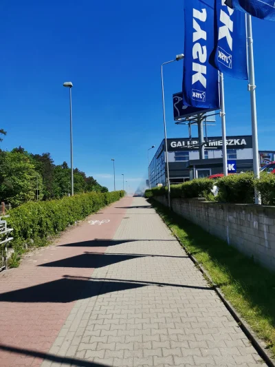 grzeziek - Ostatnio byłem świadkiem dziwnego zjawiska. Widziałem cień... Widzieliście...