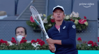 Dambibi - magiczny gif który zawiera dźwięk
#tenis #heheszki #humorobrazkowy