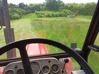 Figiello95 - Baaambii gdzie jesteś? (｡◕‿‿◕｡)

#rolnictwo #pdk #heheszki #traktorboner...