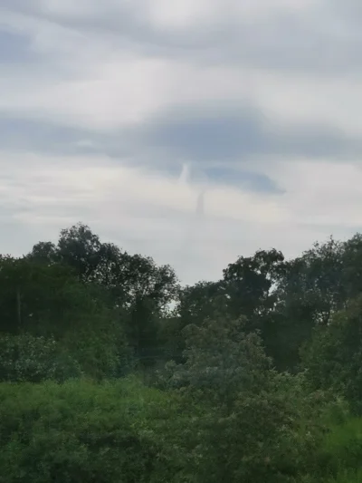 SanchezYZF - mirasy widziałem coś takiego na niebie dziś około 15 w okolicy #szczecin...