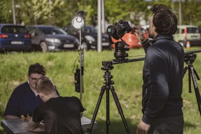 whthomas - @shichibukaii: to motion control timelapse, na szynie sterowanej elektroni...