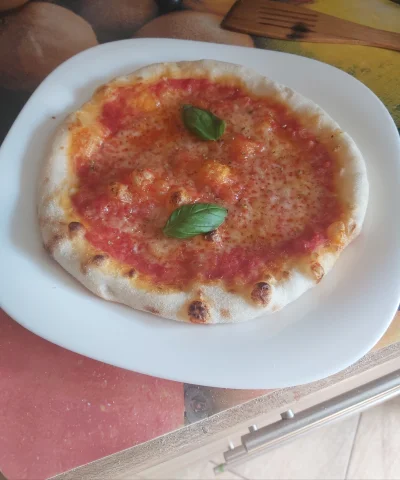 Marsjanin118 - Domowa Margherita :)
#pizza #gotujzwykopem #chwalesie